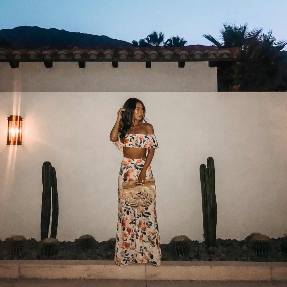 Tularosa revolve set - Picture 2 of 4